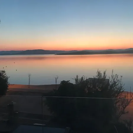 Apartment Danica Murter