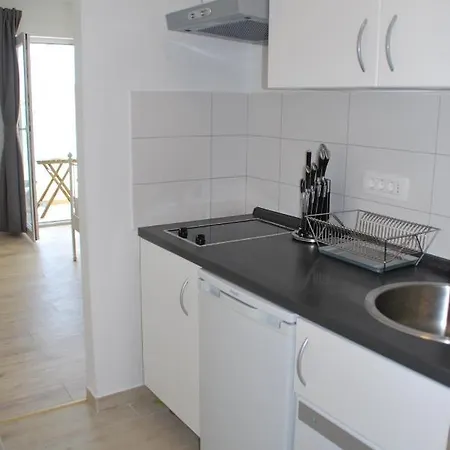 Apartment Danica Murter